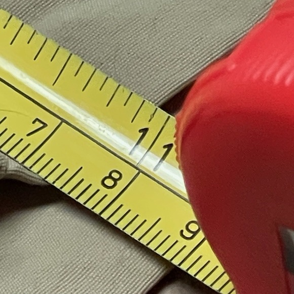 Patagonia Men's Large‎ 11" Inseam Khaki Colored Nylon Blend Blended Shorts - Picture 14 of 14